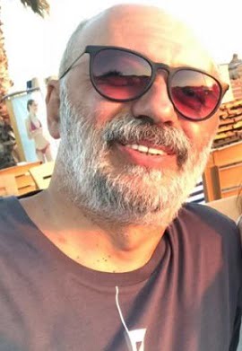 Faruk Üstün kimdir